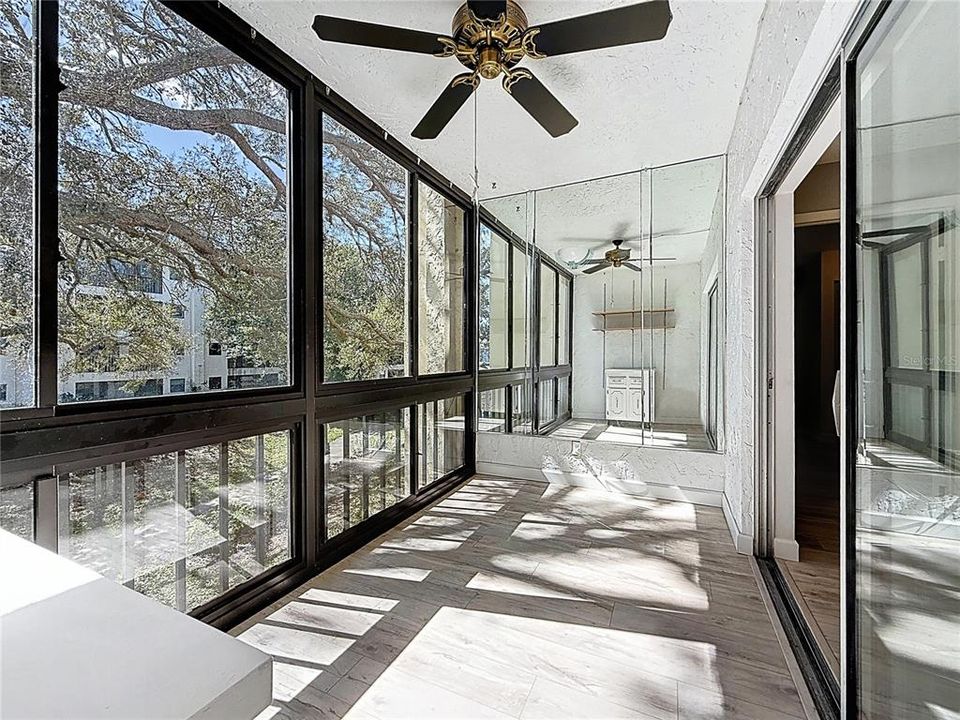 Под контрактом: $155,000 (2 спален, 1 ванн, 840 Квадратных фут)