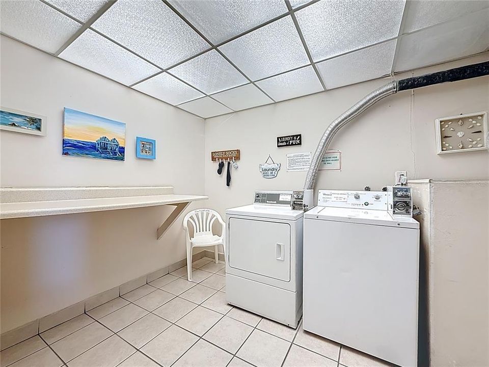 Под контрактом: $155,000 (2 спален, 1 ванн, 840 Квадратных фут)