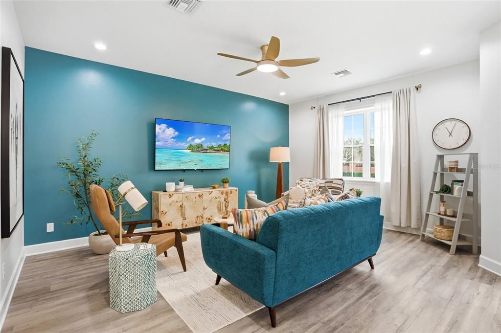 For Sale: $414,900 (4 beds, 2 baths, 2055 Square Feet)