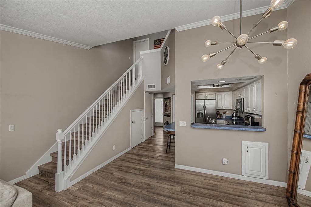 待售: $475,000 (2 贝兹, 2 浴室, 1357 平方英尺)