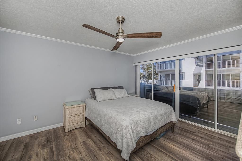 待售: $475,000 (2 贝兹, 2 浴室, 1357 平方英尺)