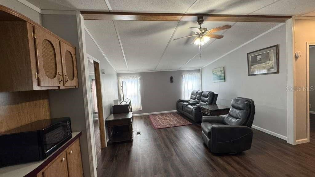 En Venta: $225,000 (3 camas, 2 baños, 1448 Pies cuadrados)