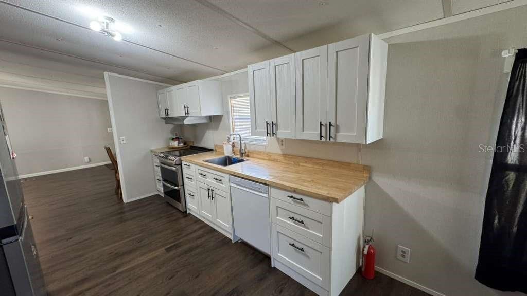 En Venta: $225,000 (3 camas, 2 baños, 1448 Pies cuadrados)