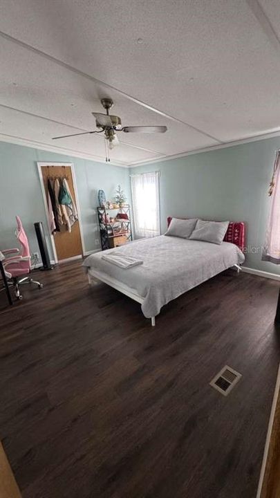 En Venta: $225,000 (3 camas, 2 baños, 1448 Pies cuadrados)