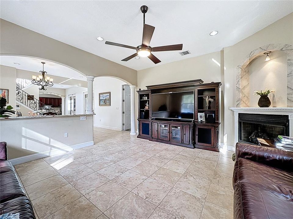 Active With Contract: $872,500 (4 beds, 3 baths, 3164 Square Feet)
