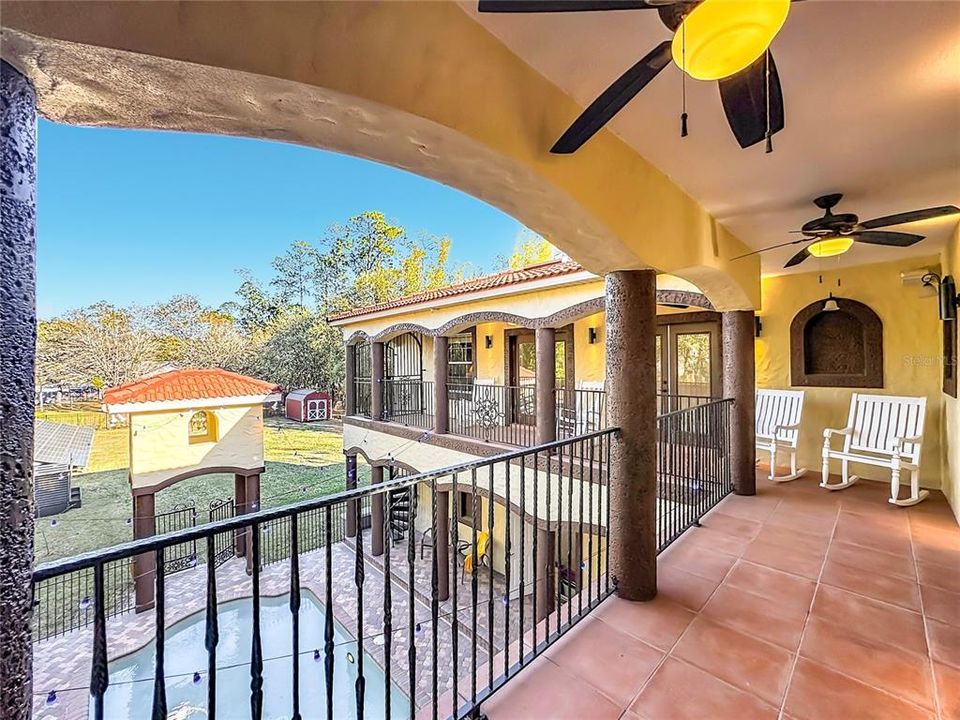Active With Contract: $872,500 (4 beds, 3 baths, 3164 Square Feet)