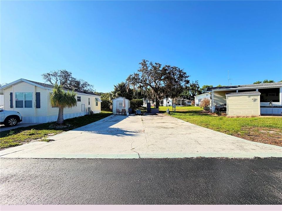 На продажу: $52,500 (0.06 acres)