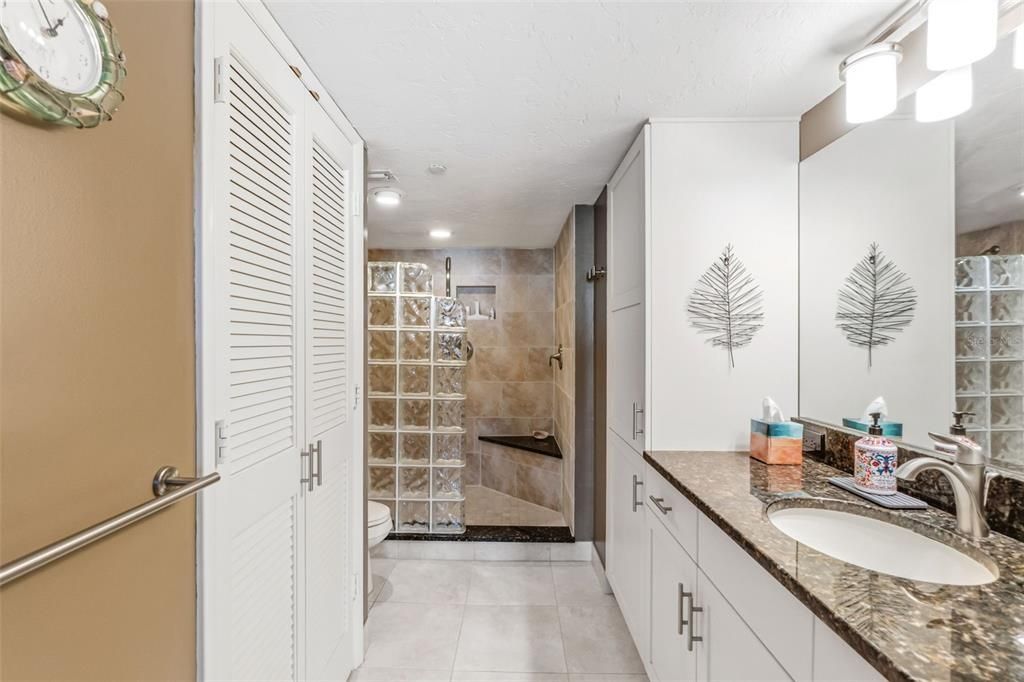 Activo con contrato: $595,000 (2 camas, 2 baños, 1284 Pies cuadrados)