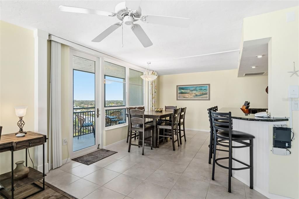 Activo con contrato: $595,000 (2 camas, 2 baños, 1284 Pies cuadrados)