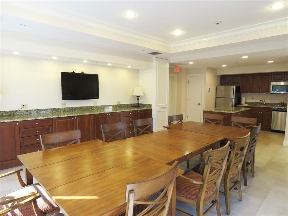 Activo con contrato: $595,000 (2 camas, 2 baños, 1284 Pies cuadrados)