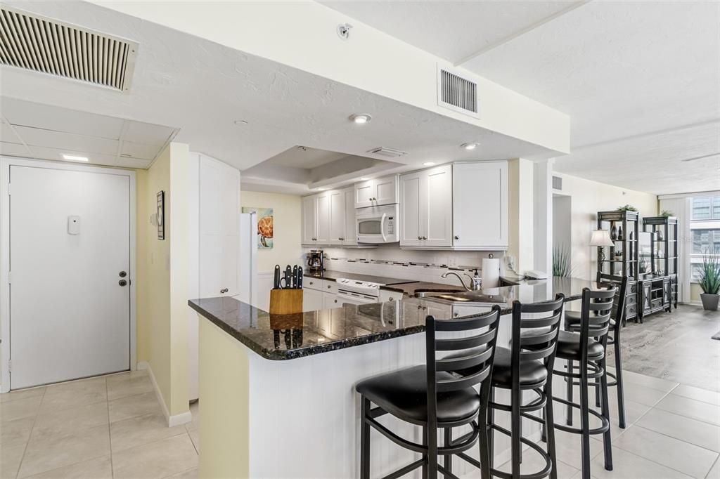 Activo con contrato: $595,000 (2 camas, 2 baños, 1284 Pies cuadrados)