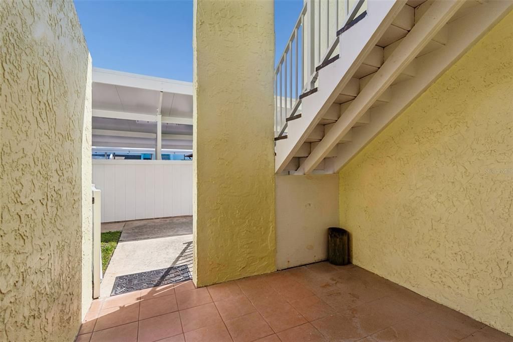 En Venta: $300,000 (2 camas, 2 baños, 1062 Pies cuadrados)
