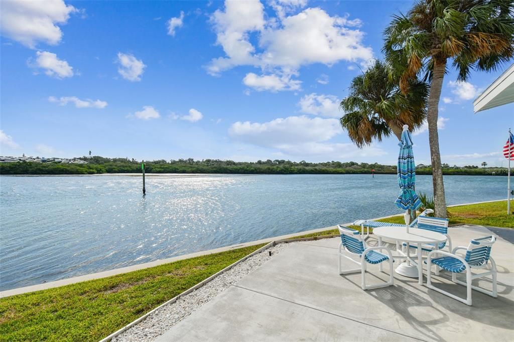 En Venta: $300,000 (2 camas, 2 baños, 1062 Pies cuadrados)