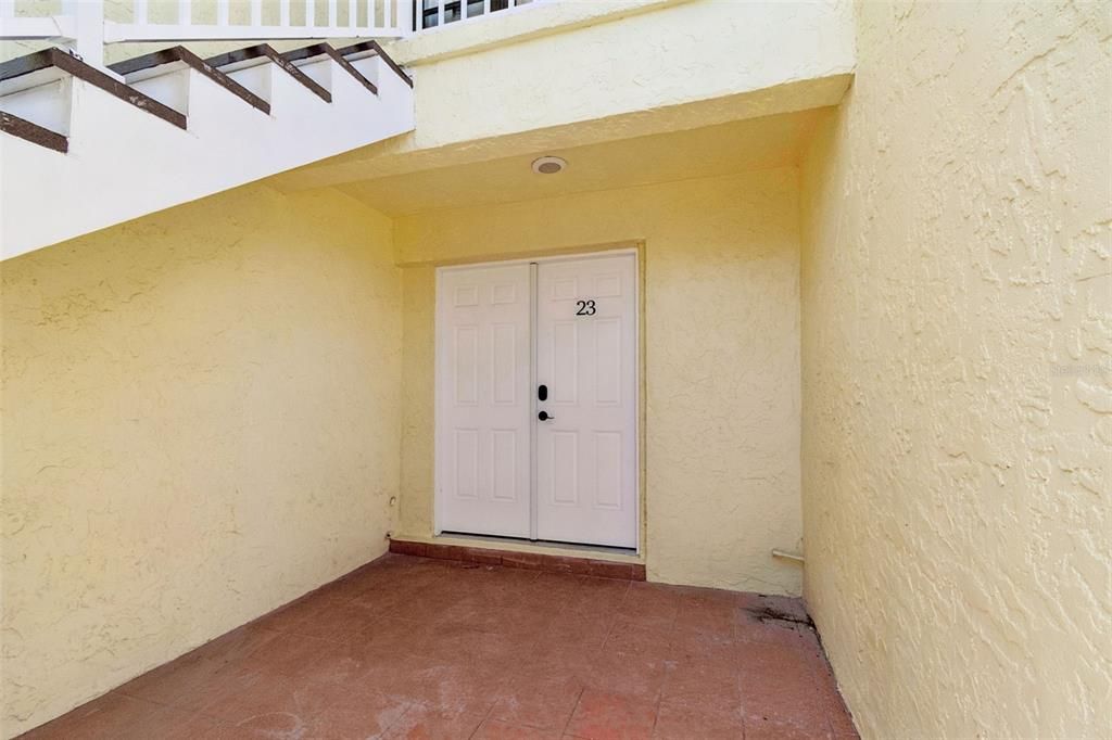 En Venta: $300,000 (2 camas, 2 baños, 1062 Pies cuadrados)