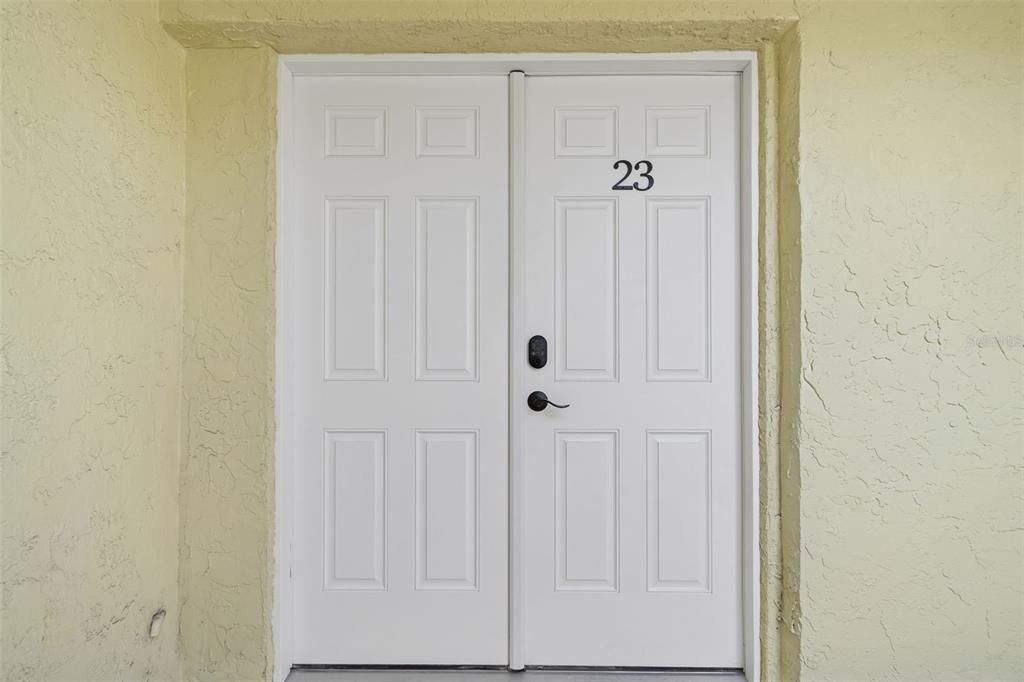 En Venta: $300,000 (2 camas, 2 baños, 1062 Pies cuadrados)