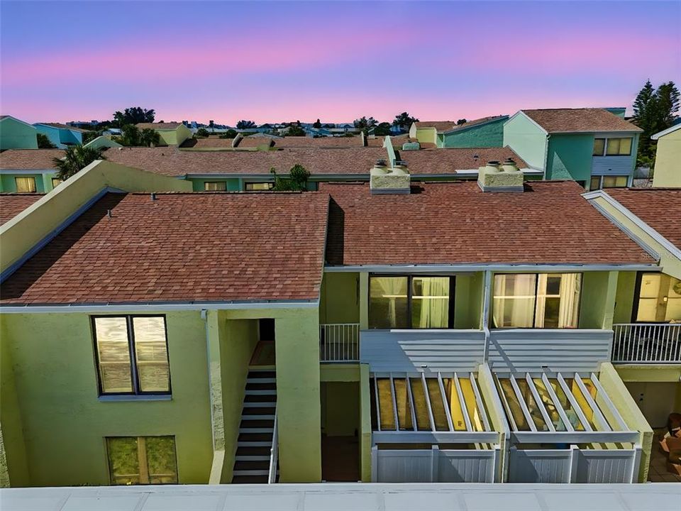 En Venta: $300,000 (2 camas, 2 baños, 1062 Pies cuadrados)