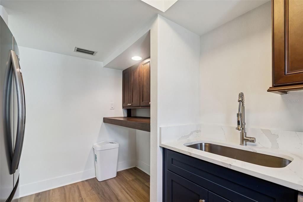 En Venta: $300,000 (2 camas, 2 baños, 1062 Pies cuadrados)