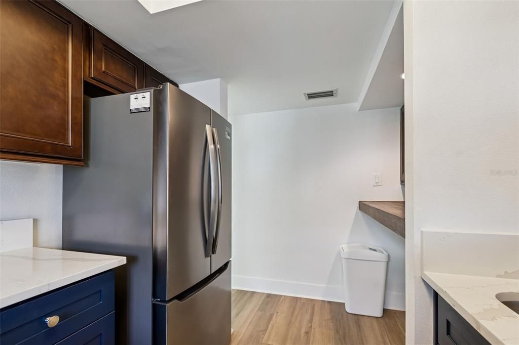 En Venta: $300,000 (2 camas, 2 baños, 1062 Pies cuadrados)