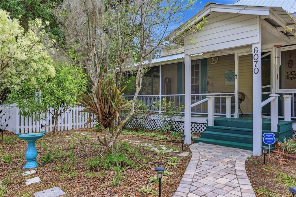 For Sale: $375,000 (3 beds, 2 baths, 1774 Square Feet)