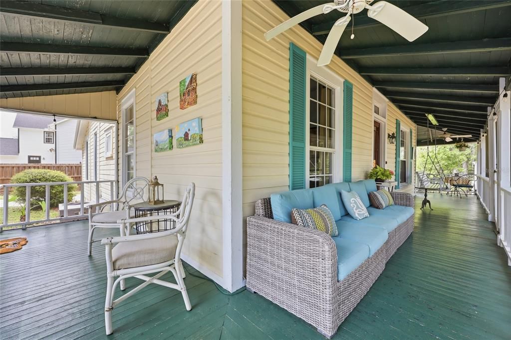 For Sale: $375,000 (3 beds, 2 baths, 1774 Square Feet)