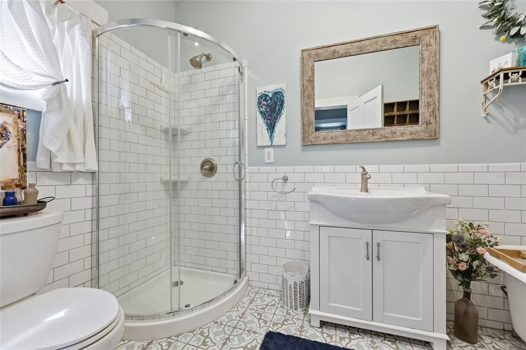 For Sale: $375,000 (3 beds, 2 baths, 1774 Square Feet)