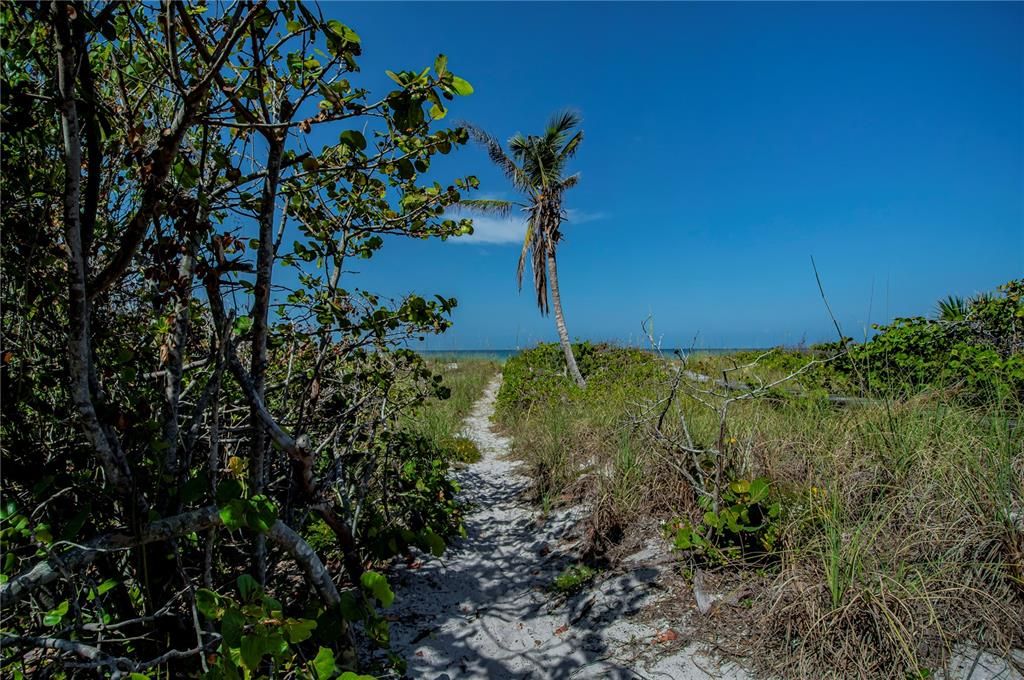 For Sale: $85,000 (0.11 acres)