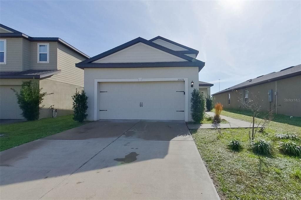 For Rent: $2,495 (5 beds, 3 baths, 2268 Square Feet)