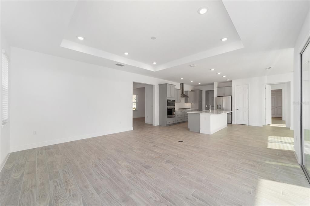 For Sale: $536,225 (2 beds, 2 baths, 2145 Square Feet)