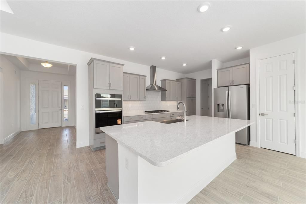 For Sale: $536,225 (2 beds, 2 baths, 2145 Square Feet)
