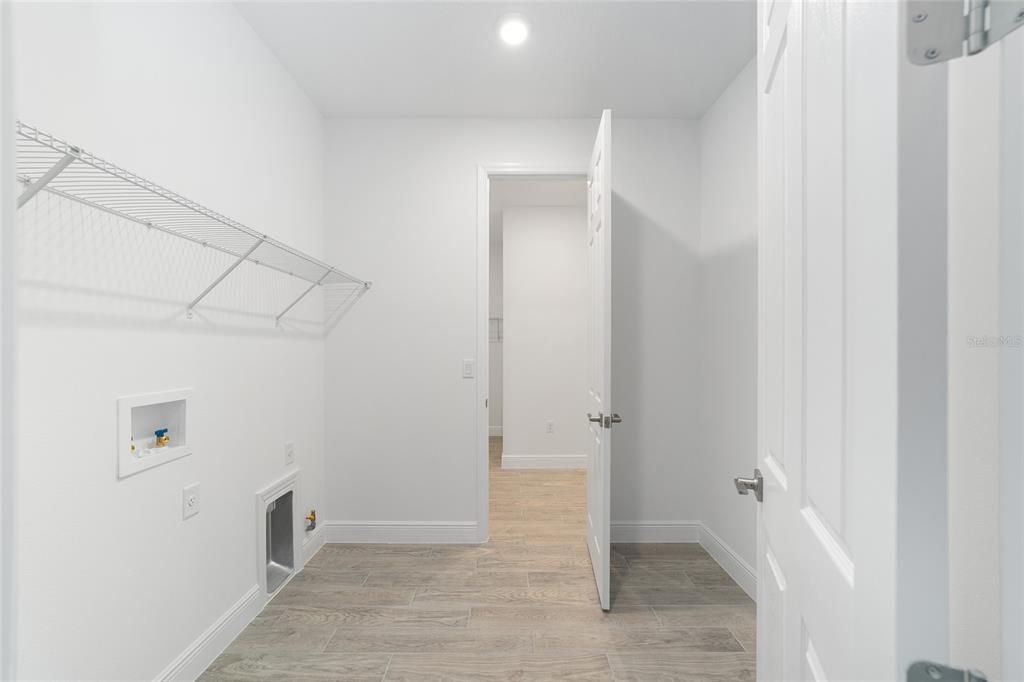 For Sale: $536,225 (2 beds, 2 baths, 2145 Square Feet)