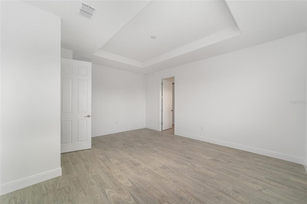 For Sale: $536,225 (2 beds, 2 baths, 2145 Square Feet)