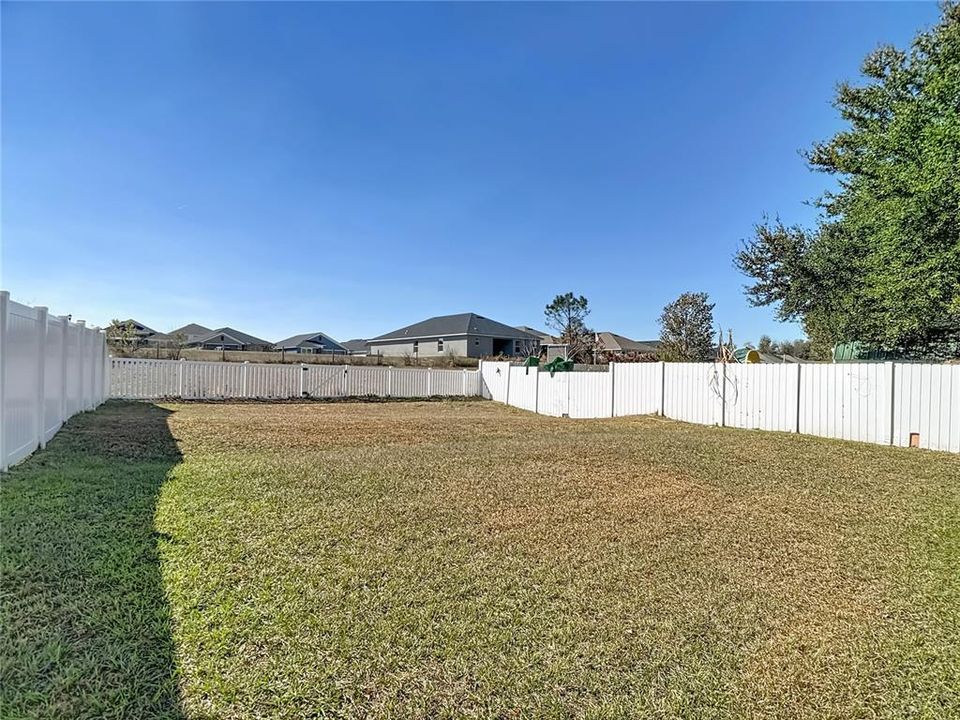 For Sale: $269,000 (3 beds, 2 baths, 1360 Square Feet)