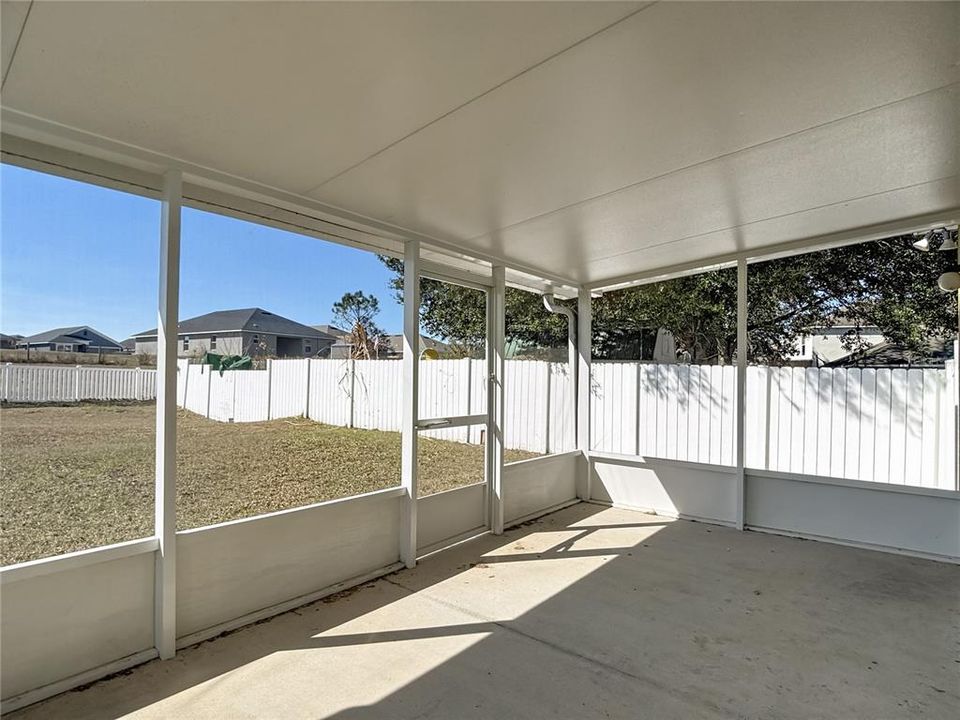 For Sale: $269,000 (3 beds, 2 baths, 1360 Square Feet)