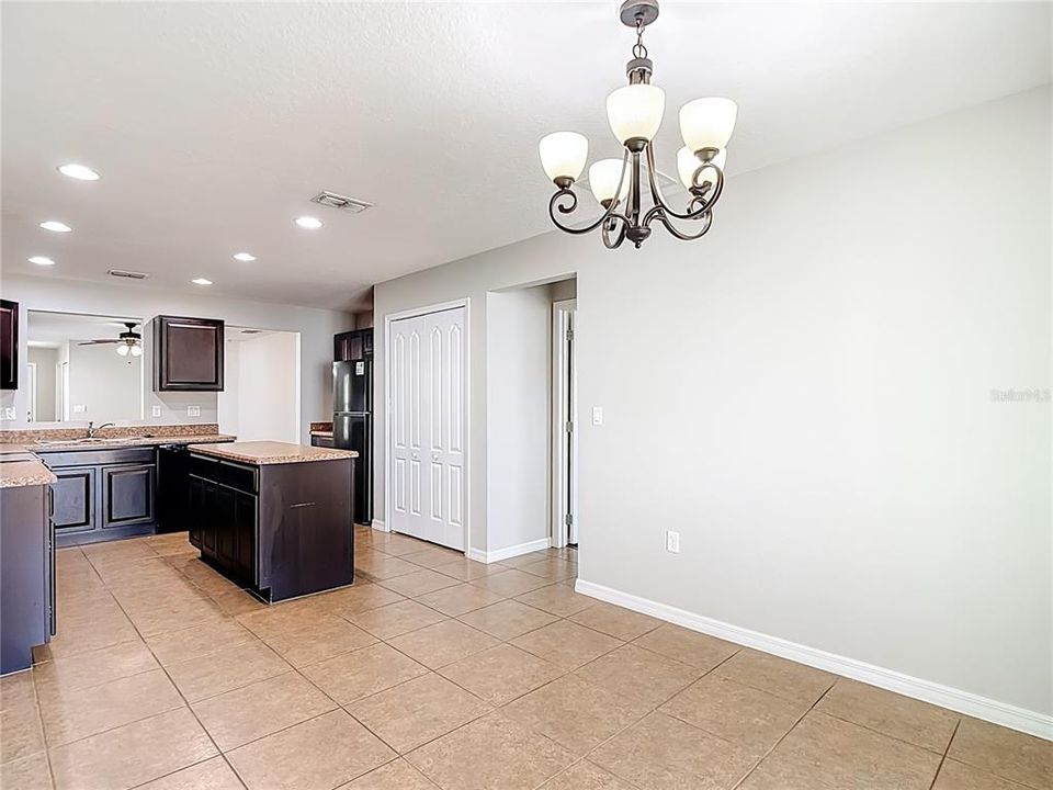 For Sale: $269,000 (3 beds, 2 baths, 1360 Square Feet)