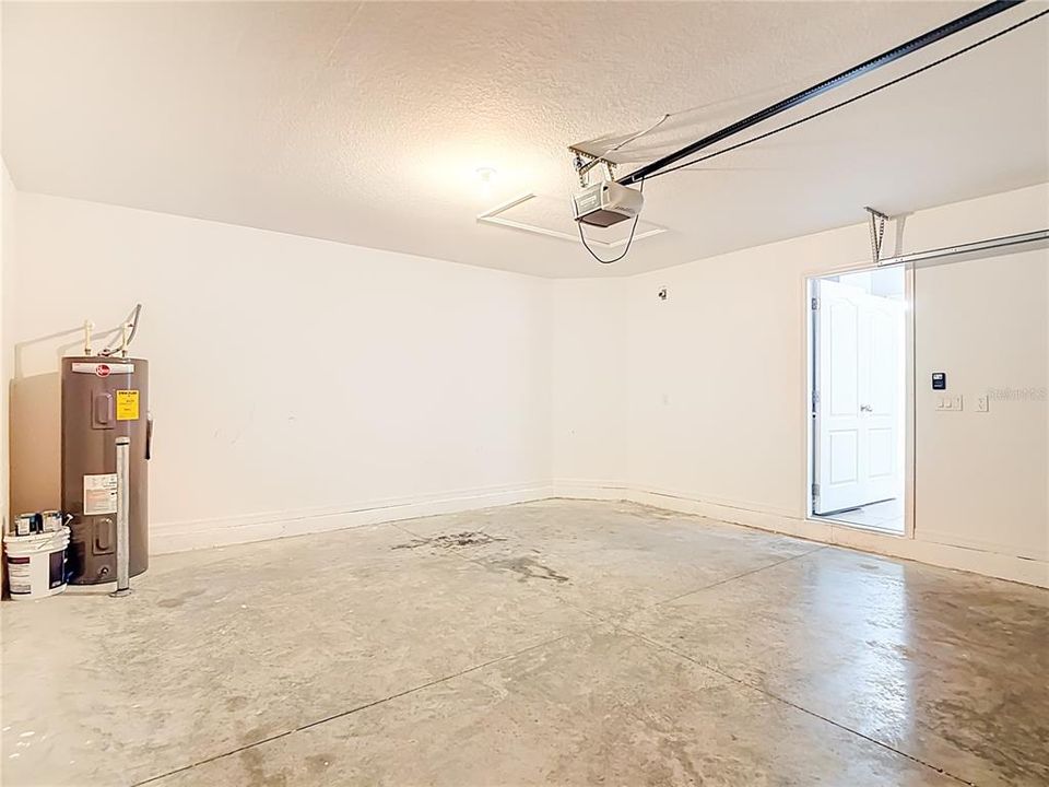 For Sale: $269,000 (3 beds, 2 baths, 1360 Square Feet)