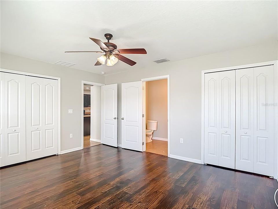 For Sale: $269,000 (3 beds, 2 baths, 1360 Square Feet)