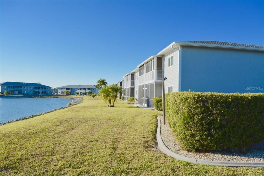 En Venta: $169,000 (2 camas, 2 baños, 1064 Pies cuadrados)