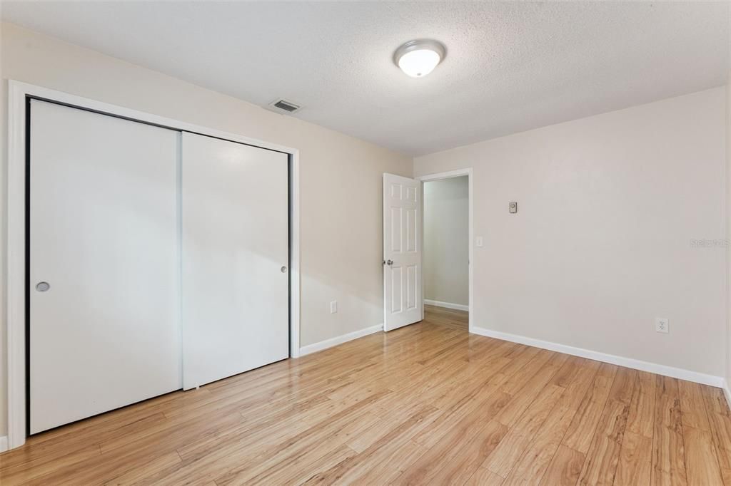 Activo con contrato: $549,900 (3 camas, 0 baños, 1596 Pies cuadrados)