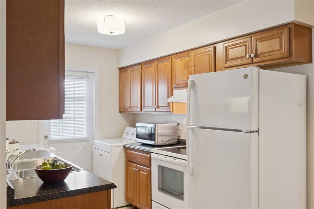 Activo con contrato: $549,900 (3 camas, 0 baños, 1596 Pies cuadrados)