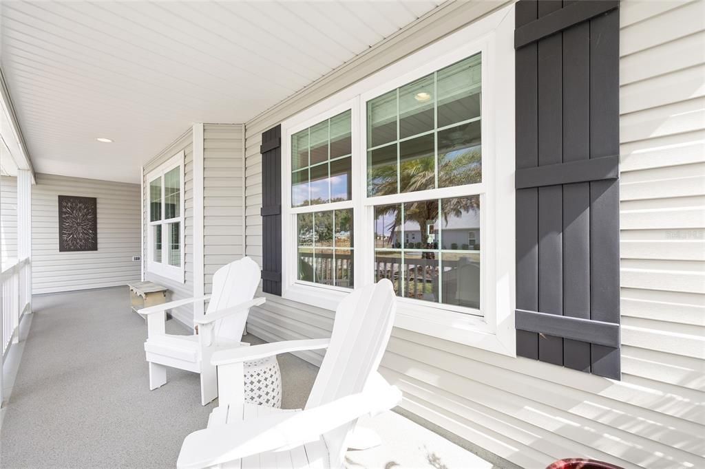 Active With Contract: $675,000 (3 beds, 2 baths, 1933 Square Feet)