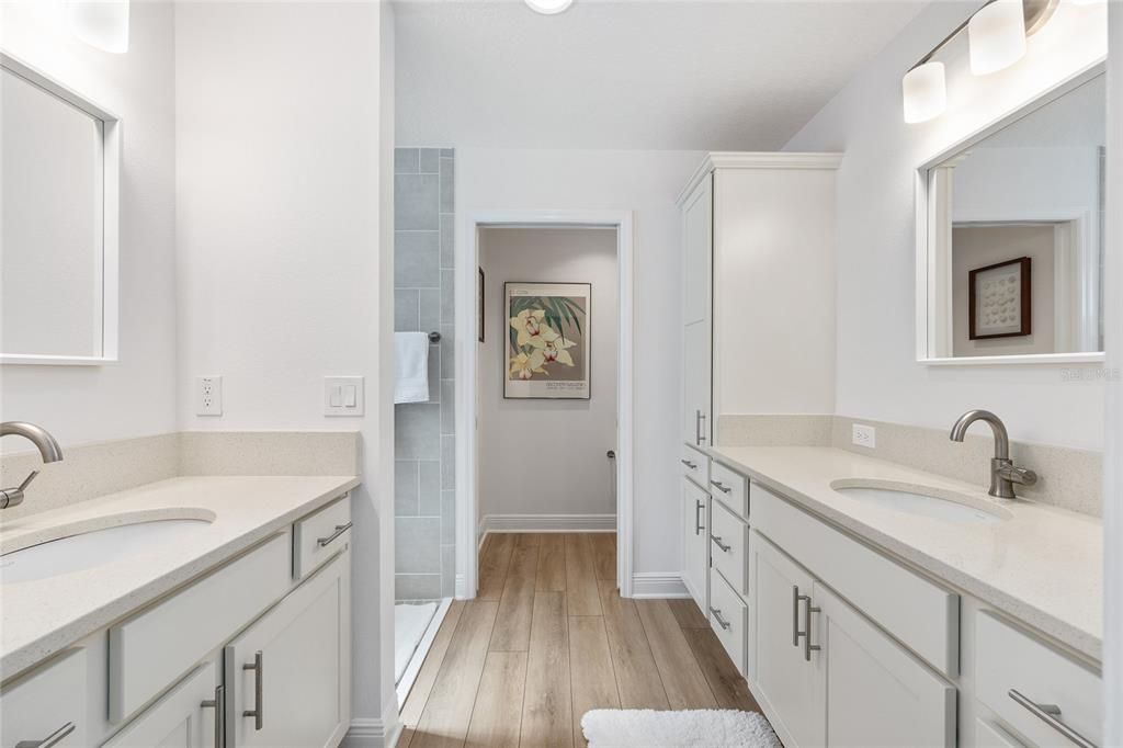 Active With Contract: $675,000 (3 beds, 2 baths, 1933 Square Feet)