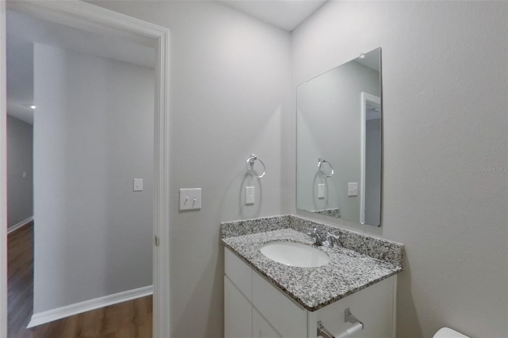 For Rent: $1,815 (4 beds, 2 baths, 1449 Square Feet)