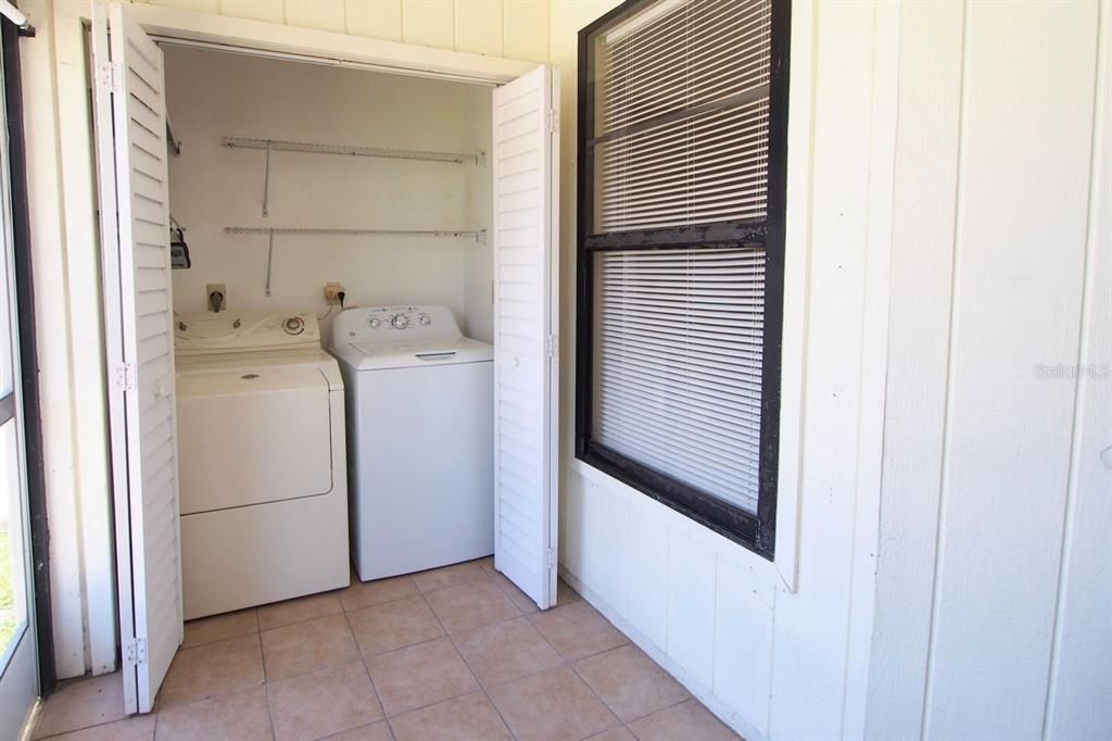 В аренду: $1,825 (2 спален, 2 ванн, 910 Квадратных фут)