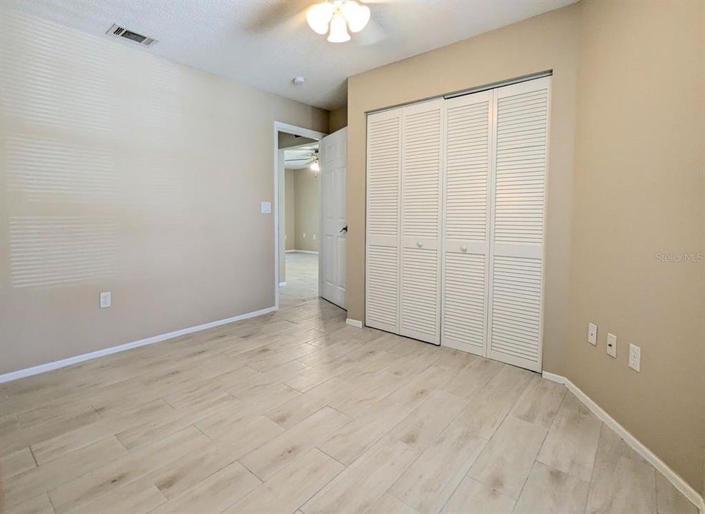 В аренду: $1,825 (2 спален, 2 ванн, 910 Квадратных фут)