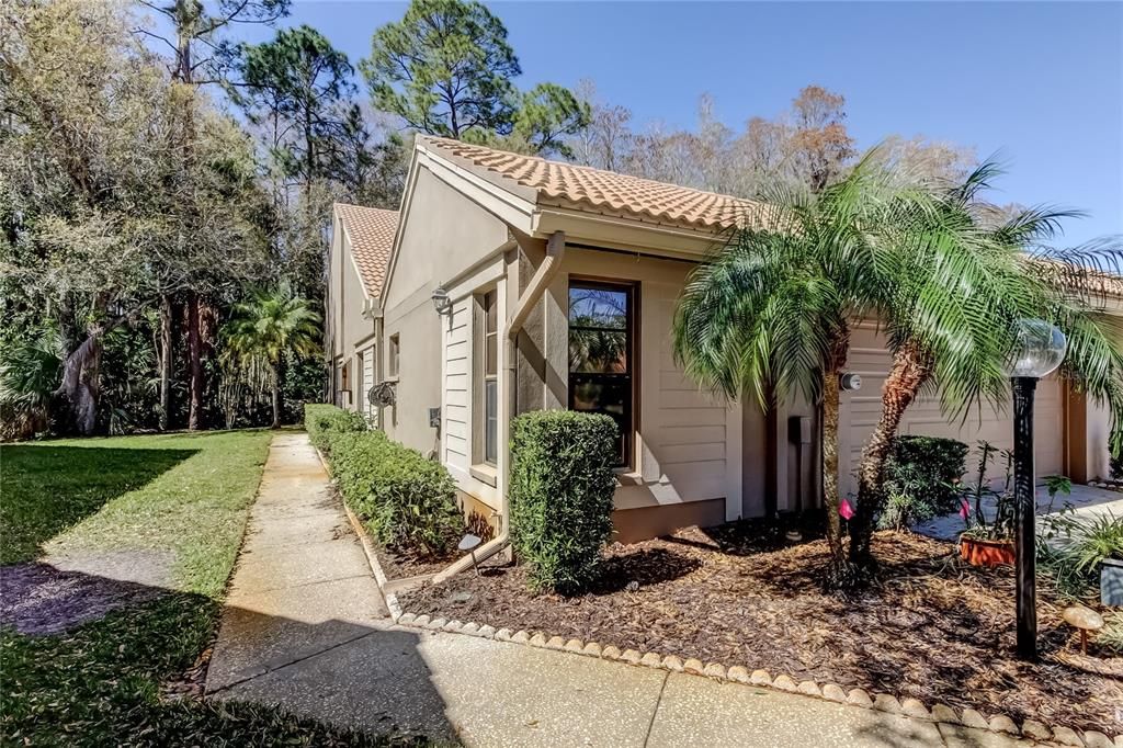Active With Contract: $339,000 (3 beds, 2 baths, 1600 Square Feet)