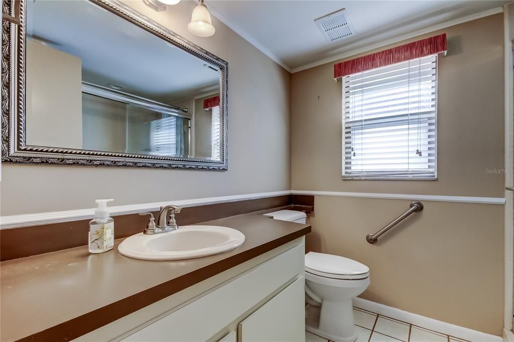 Active With Contract: $339,000 (3 beds, 2 baths, 1600 Square Feet)