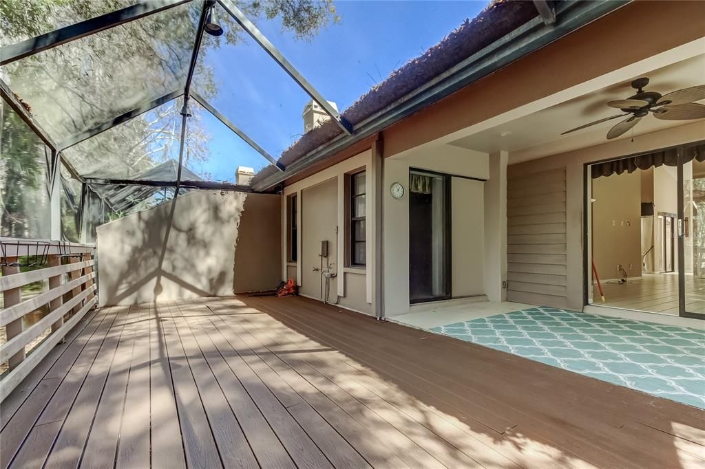 Active With Contract: $339,000 (3 beds, 2 baths, 1600 Square Feet)