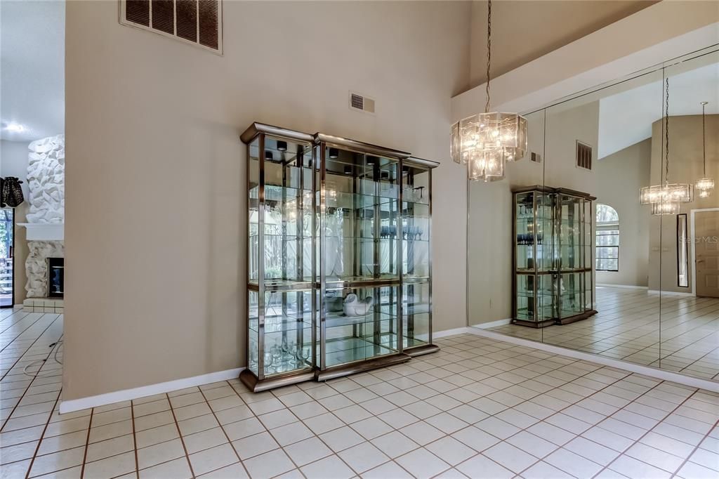 Active With Contract: $339,000 (3 beds, 2 baths, 1600 Square Feet)