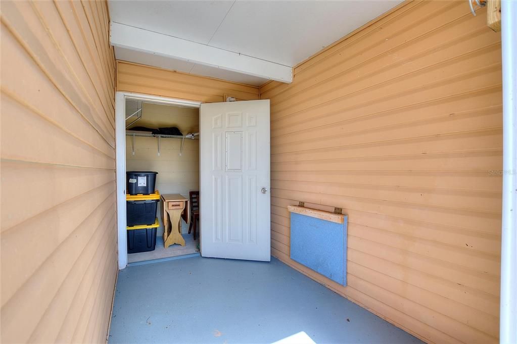 For Sale: $145,000 (1 beds, 1 baths, 491 Square Feet)