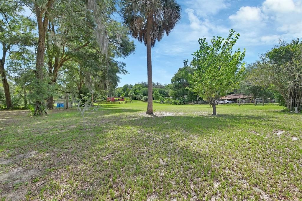 Active With Contract: $529,900 (3 beds, 2 baths, 1713 Square Feet)
